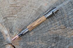 Kugelschreiber mit Repetiermechanik aus herrlichem Zebrano